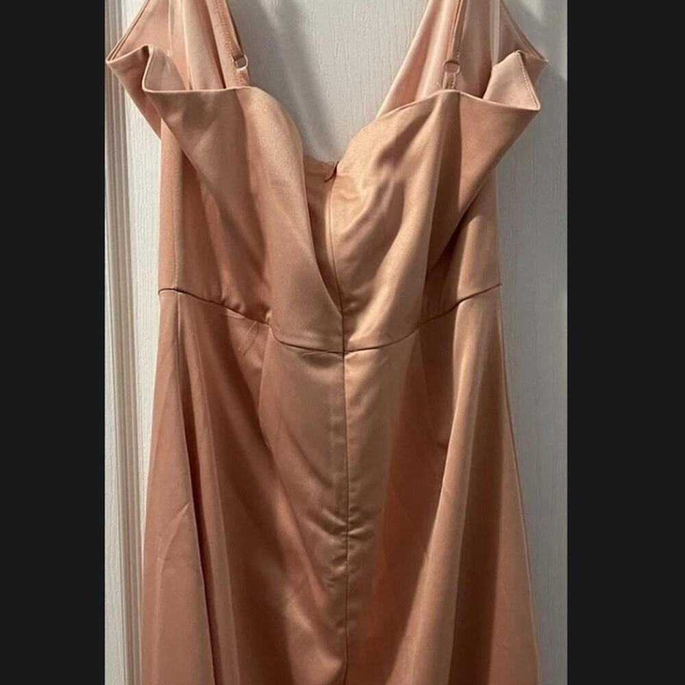 Pink satin asymmetrical maxi dress - Picture 6 of 8